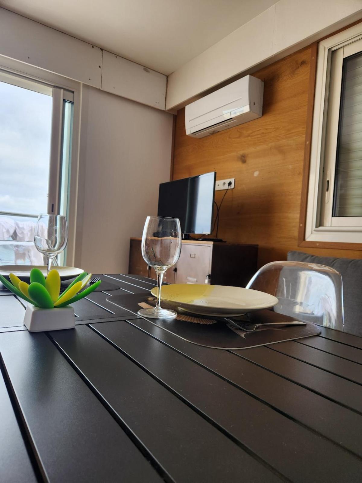 Tres Bel Appartement Cap Esterel Сен-Рафаэль Экстерьер фото